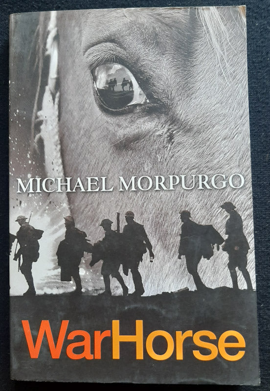 Front Cover Of War Horse (Michael Morpurgo
)