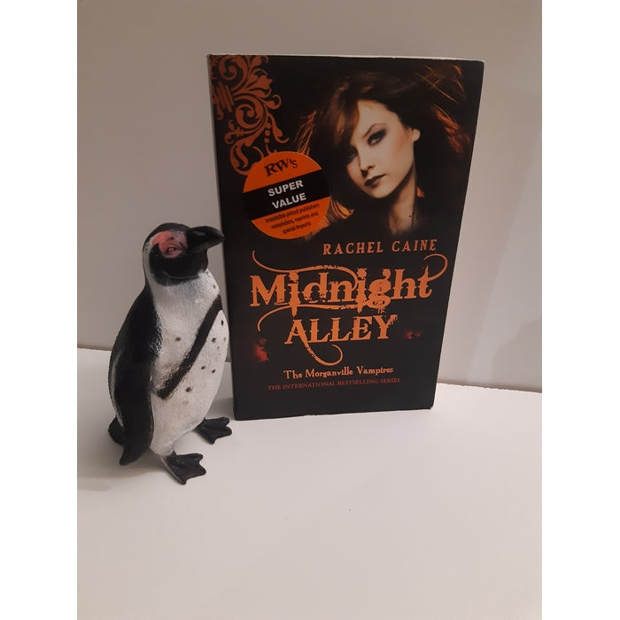 Front Cover Of The Best-Selling Book Midnight Alley Rachel Caine