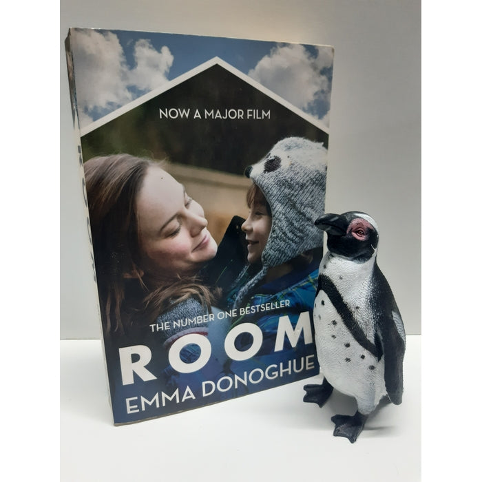 Front Cover Of Room (Donoghue, Emma))