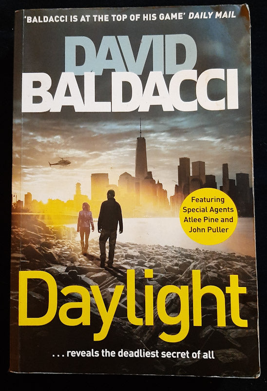 Front Cover Of Daylight (Atlee Pine #3) (David Baldacci ))