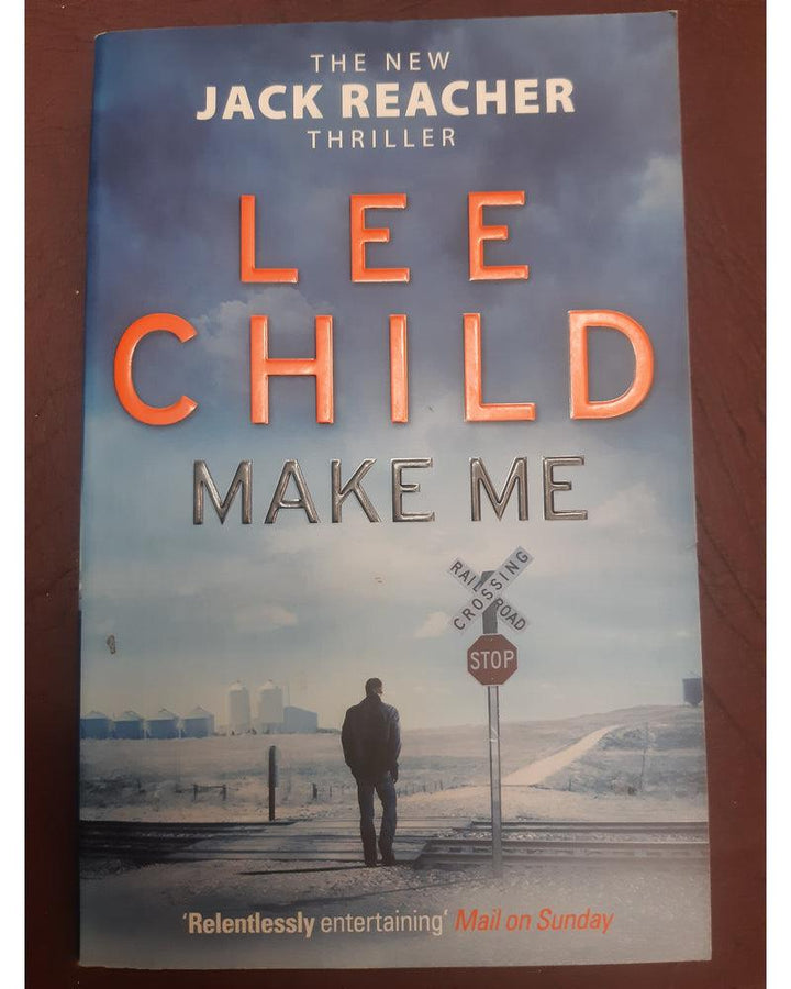 Front Cover Of Make Me: (Jack Reacher 20) (Lee Child))