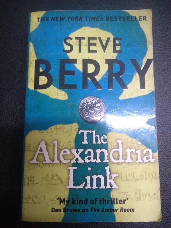 Front Cover Of The Best-Selling Book The Alexandria Link: Book 2 Steve Berry